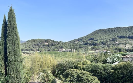 아파트 / Le Castellet, Var