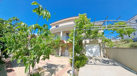 Villa a Narbona, Aude