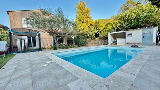 Luxury home in Solliès-Toucas, Var