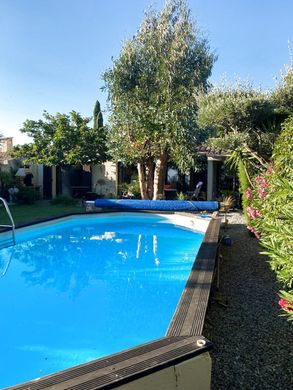 Villa in La Londe-les-Maures, Var