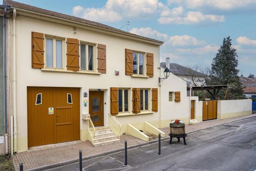 Maison de luxe à Cattenom, Moselle