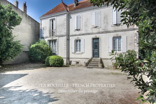 Luxury home in La Rochelle, Charente-Maritime
