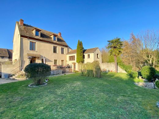 Luxury home in Septeuil, Yvelines