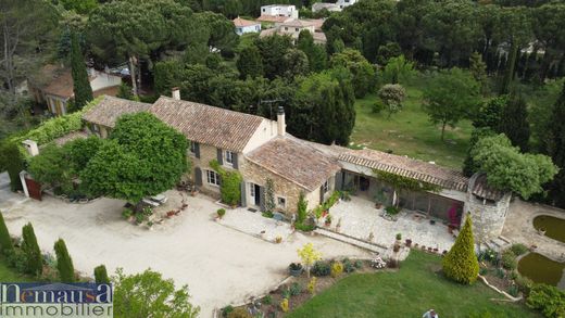 ﻓﻴﻼ ﻓﻲ Saint-Laurent-des-Arbres, Gard