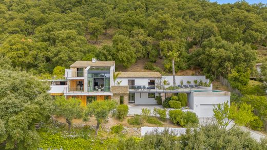 Luxury home in Cavalaire-sur-Mer, Var