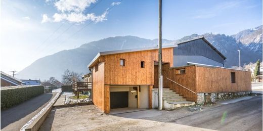 Casa di lusso a Saint-Paul-sur-Isère, Savoia