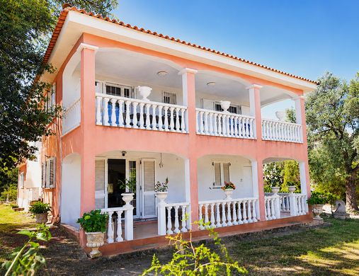 Luxury home in Porto-Vecchio, South Corsica