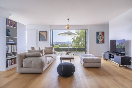 Apartment / Etagenwohnung in Annecy-le-Vieux, Haute-Savoie