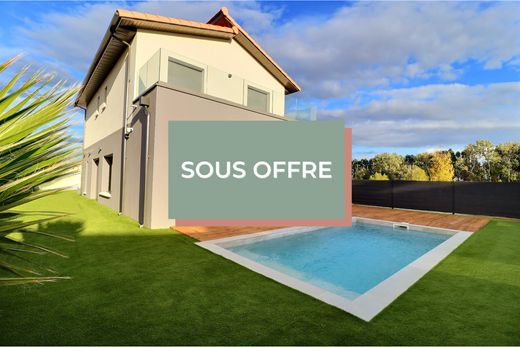 Villa in Saint-Brès, Hérault