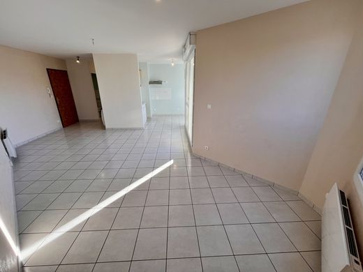 Apartment in Dijon, Cote d'Or