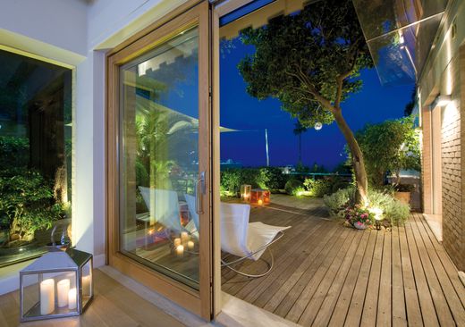 Apartment / Etagenwohnung in Lattes, Hérault