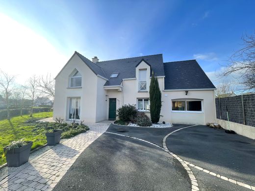 Luxe woning in Ligné, Loire-Atlantique