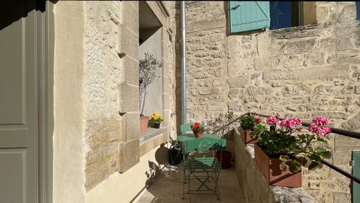 دوبلكس ﻓﻲ Uzès, Gard