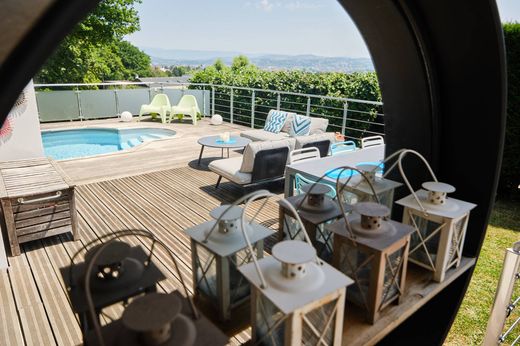 Luxe woning in Annecy, Haute-Savoie