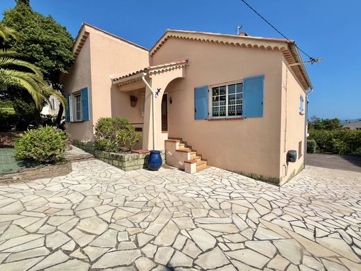 Villa à Saint-Aygulf, Var