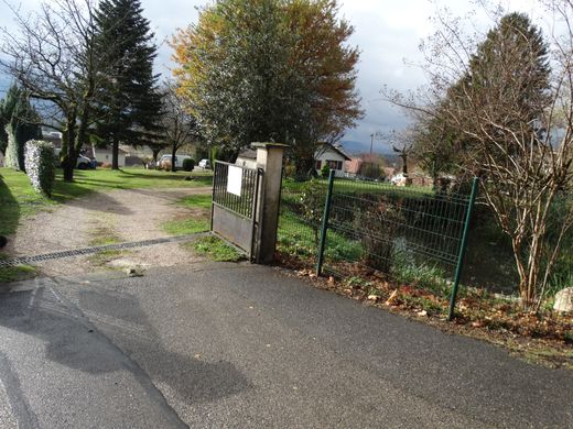 Land in La Buisse, Isère
