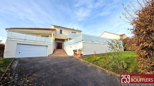 Luxury home in Mazerulles, Meurthe et Moselle