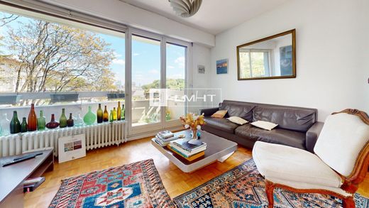 Apartment in Sèvres, Hauts-de-Seine