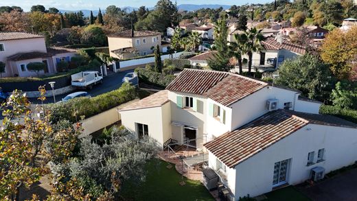 Luxury home in Saint-Raphaël, Var