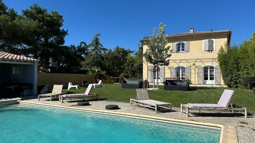 Luxus-Haus in Orange, Vaucluse