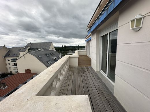 Apartment in Vichy, Allier