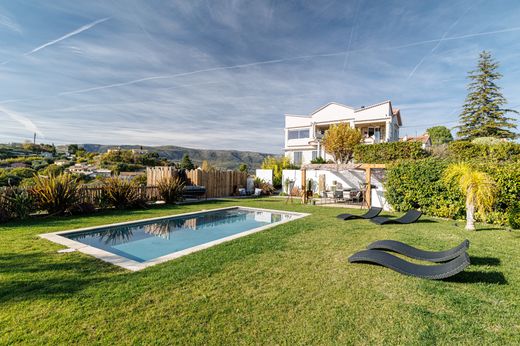 Colomars, Alpes-Maritimesの高級住宅