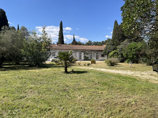 Nîmes, Gardのヴィラ