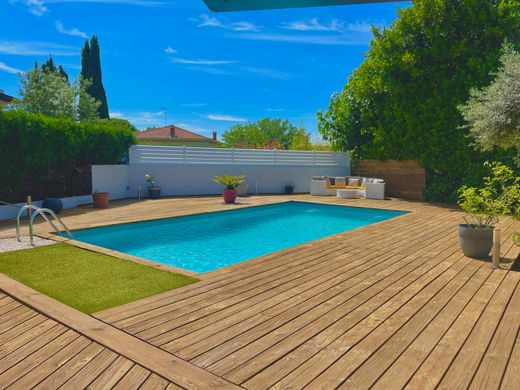 Villa in Saint-Jean-de-Védas, Hérault