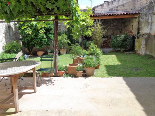 Luxus-Haus in Marsillargues, Hérault