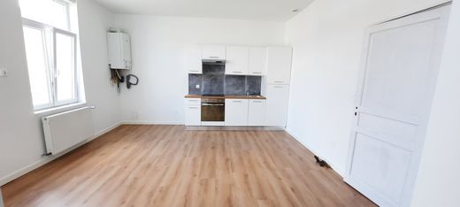 Luxury home in Cambrai, North