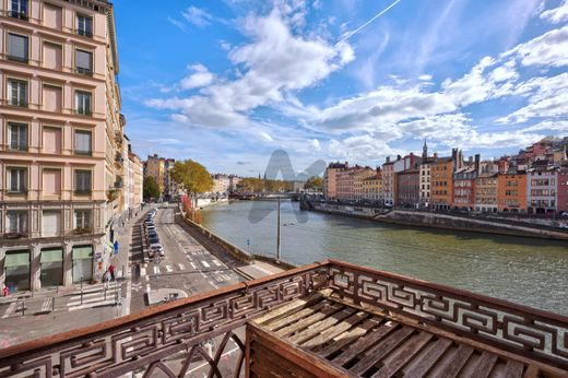 Apartment / Etagenwohnung in Lyon, Rhône