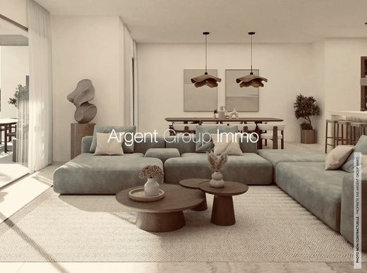 Apartment / Etagenwohnung in Toulon, Var