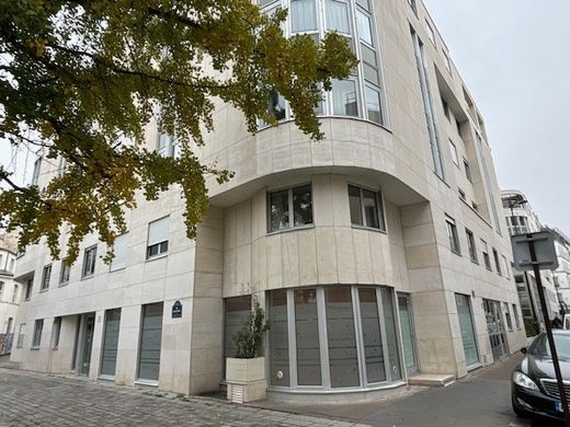 Ofis Montparnasse, Alésia, Montsouris, Paris