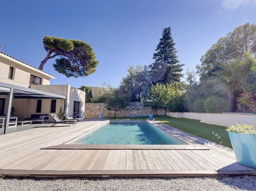 Villa en Saint-Geniès-des-Mourgues, Herault