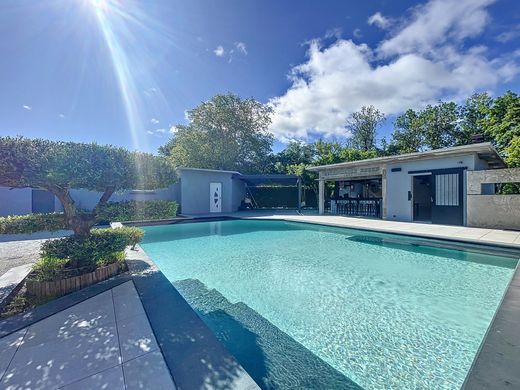 Casa di lusso a Corneilla-la-Rivière, Pirenei Orientali