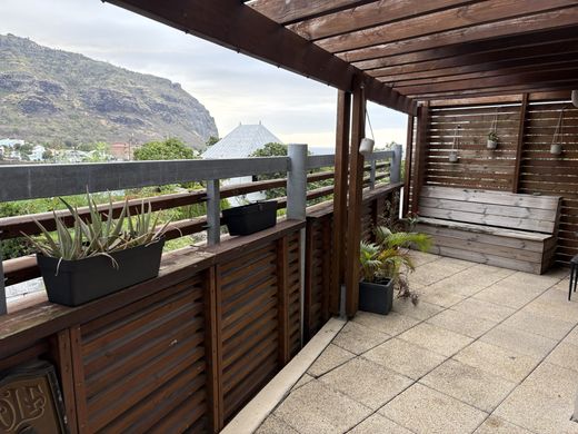 دوبلكس ﻓﻲ Saint-Denis, Réunion