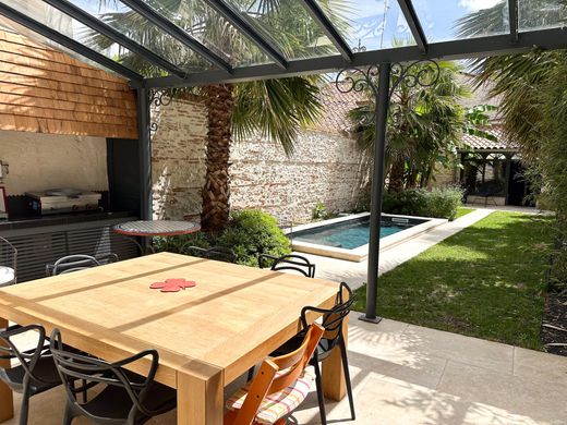 Luxury home in Agen, Lot-et-Garonne