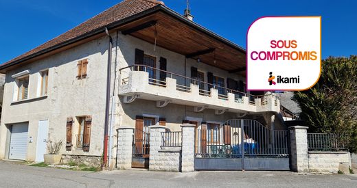 Luksusowy dom w Lathuile, Haute-Savoie