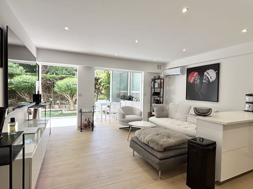 Apartment in Cannes, Alpes-Maritimes