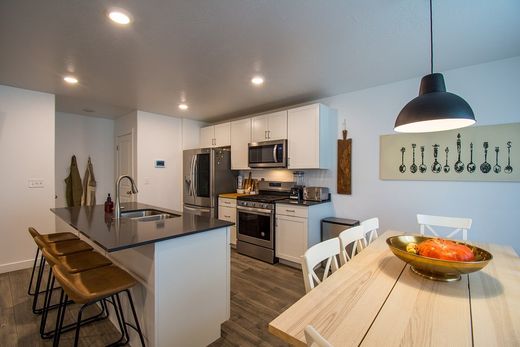 Piso / Apartamento en Les Pennes-Mirabeau, Bocas del Ródano