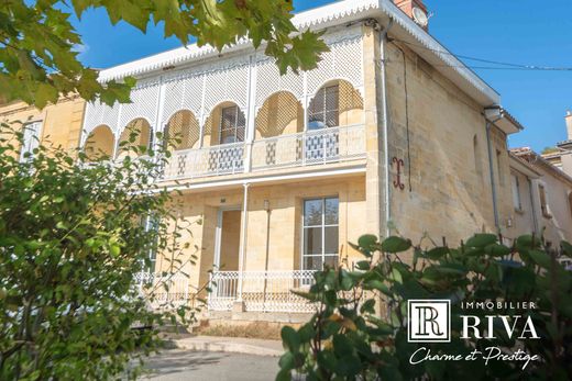 Casa di lusso a Langoiran, Gironda