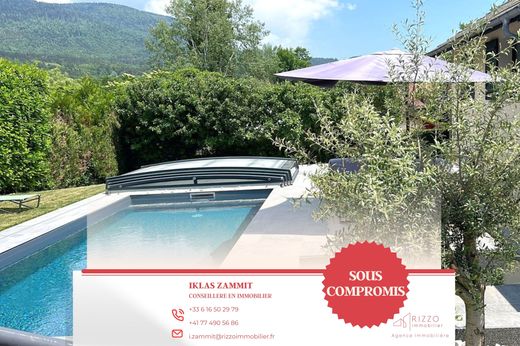 Luxury home in Gex, Ain