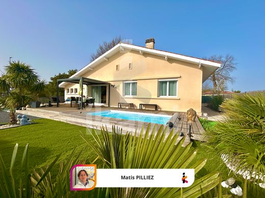 Casa de lujo en Biganos, Gironda