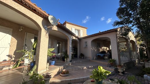 ﻓﻴﻼ ﻓﻲ Perpignan, Pyrénées-Orientales