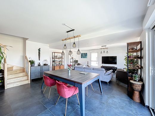 Apartament w Terville, Moselle