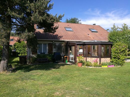 Maison de luxe à Voisins-le-Bretonneux, Yvelines