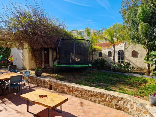 Maison de luxe à Toulon, Var