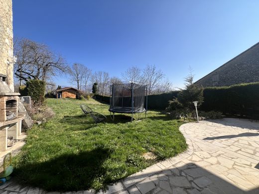 Luxury home in Valserhône, Ain