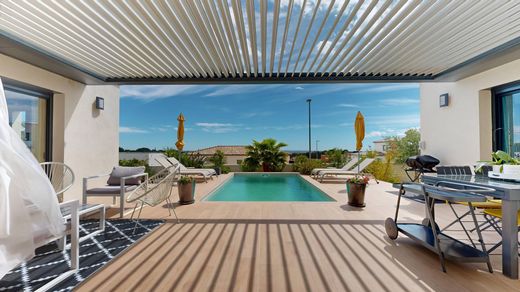 Luxury home in Nîmes, Gard