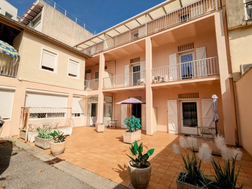 Casa de lujo en Lamalou-les-Bains, Herault